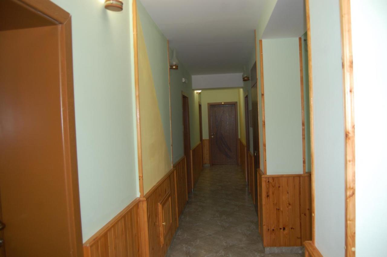 Хотел Варненци Laki Exterior foto